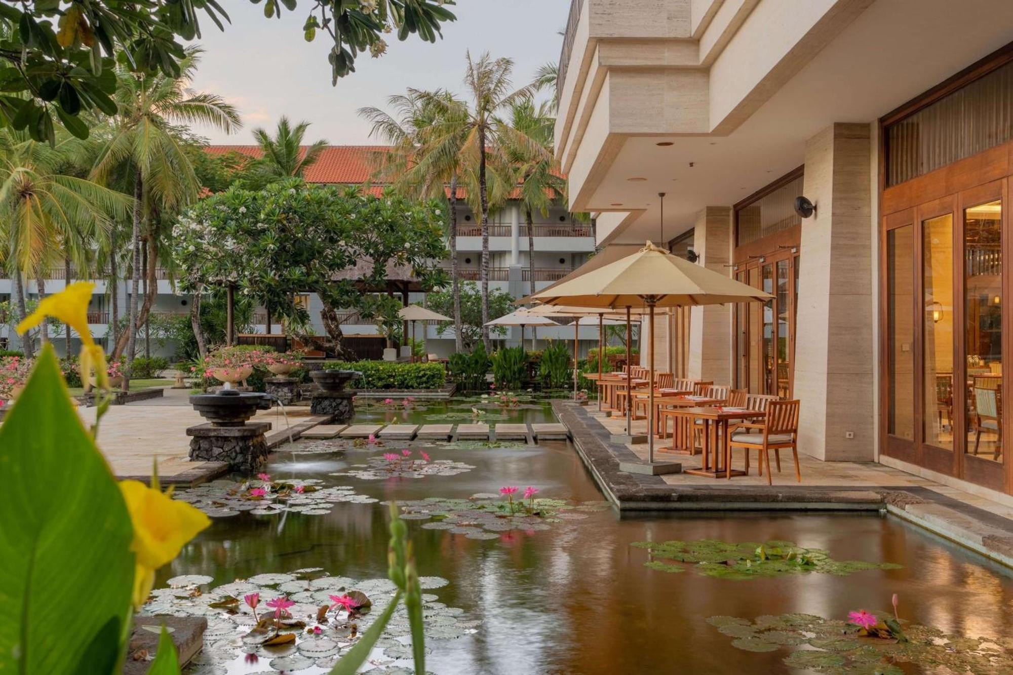 Hotel Conrad Bali Nusa Dua  Exterior foto The hotel's lobby