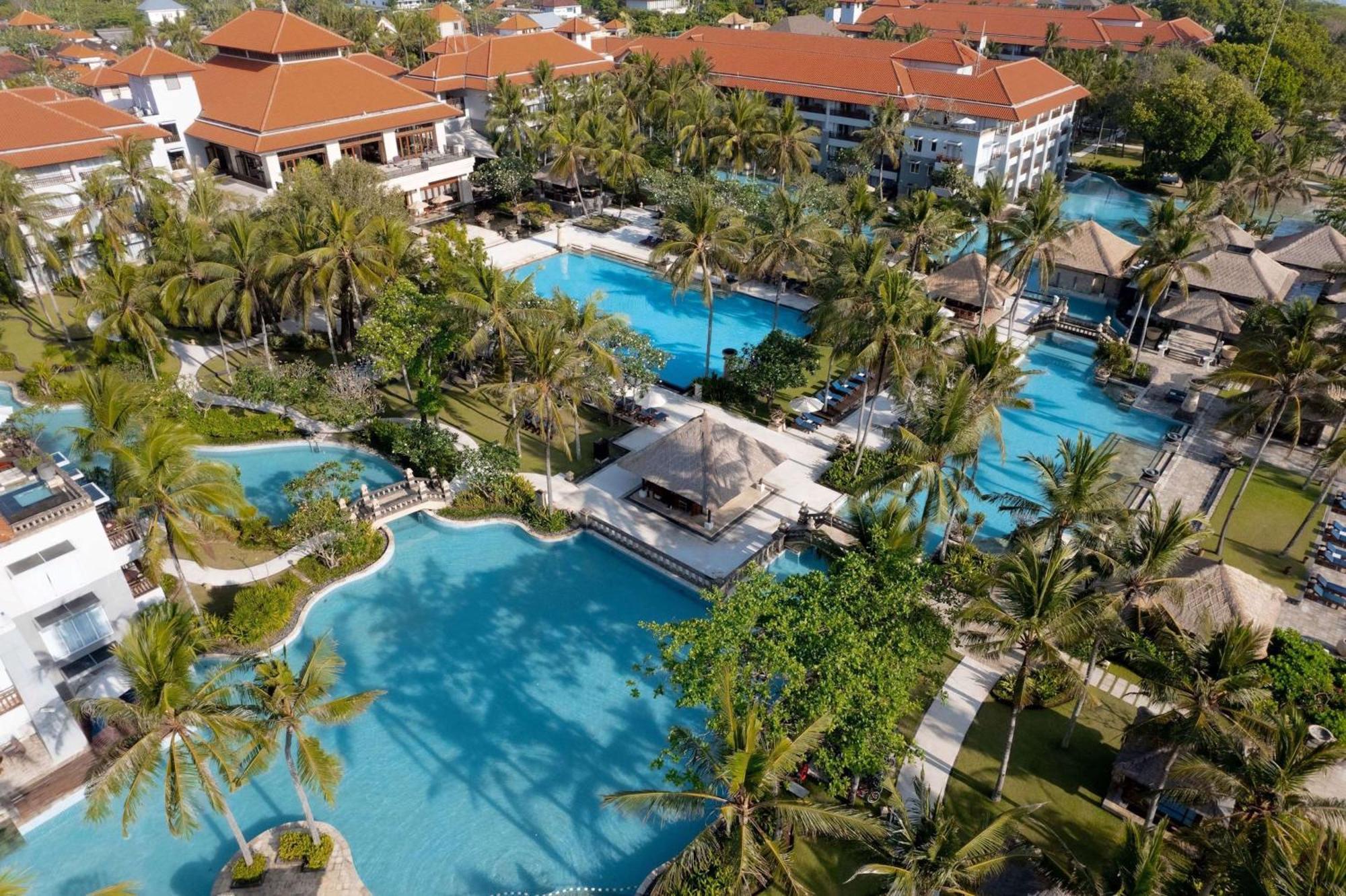 Hotel Conrad Bali Nusa Dua  Exterior foto Aerial view of the resort